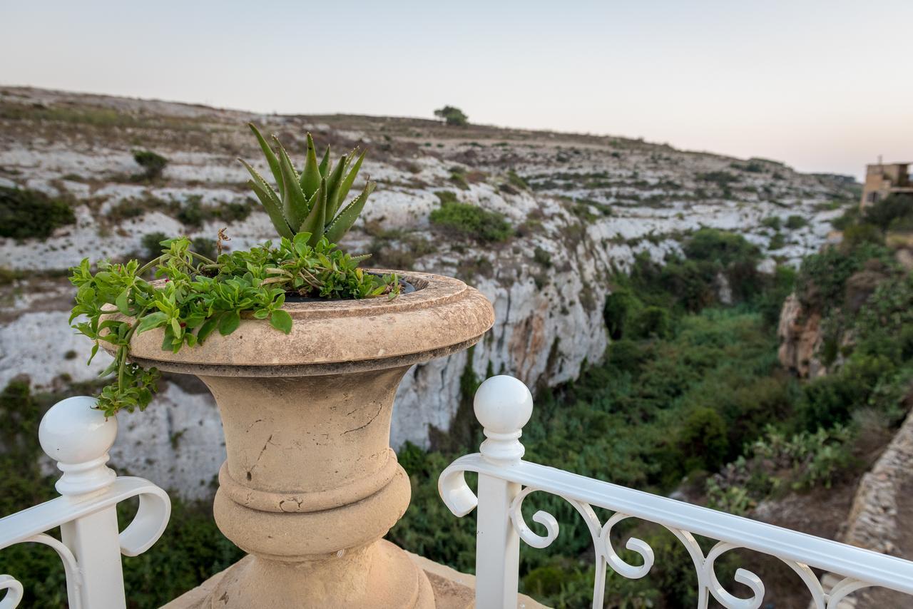 Cesca's Boutique Hotel Xlendi Extérieur photo